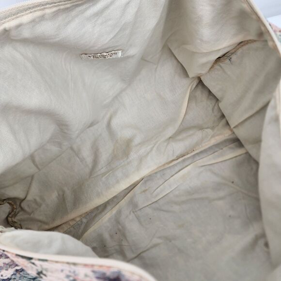 Victoria's Secret Vintage Floral Print Tapestry Weekender Duffle Bag - Picture 7 of 11